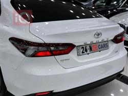 تۆیۆتا کامری